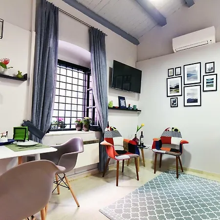 Charming Venetian Town House In The Old Town Of Corfu Holiday home