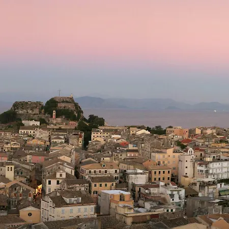 Charming Venetian Town House In The Old Town Of Corfu Holiday home
